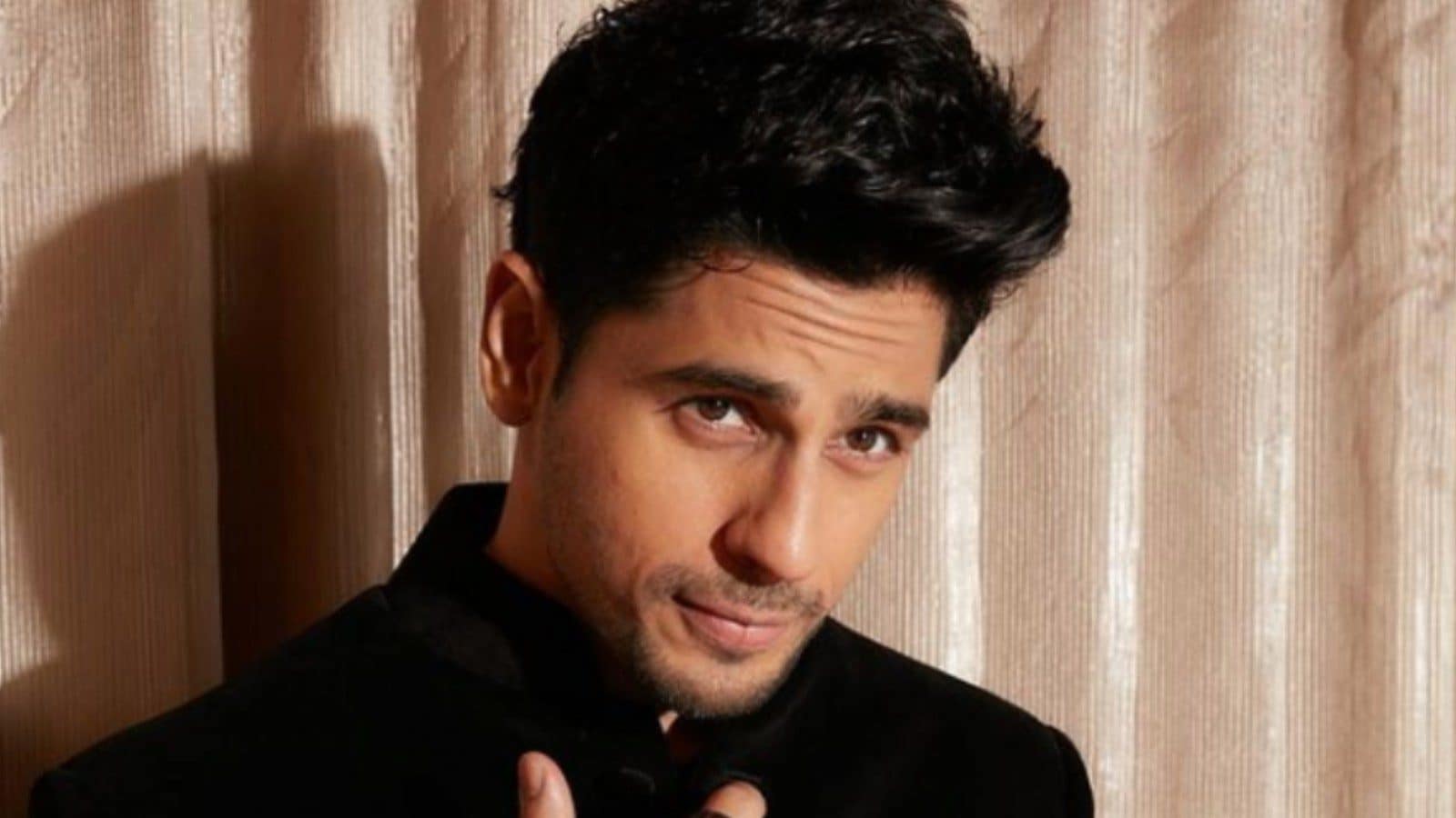 Kukkad to Raataan Lambiyan, Watch Top 6 Songs of the Actor