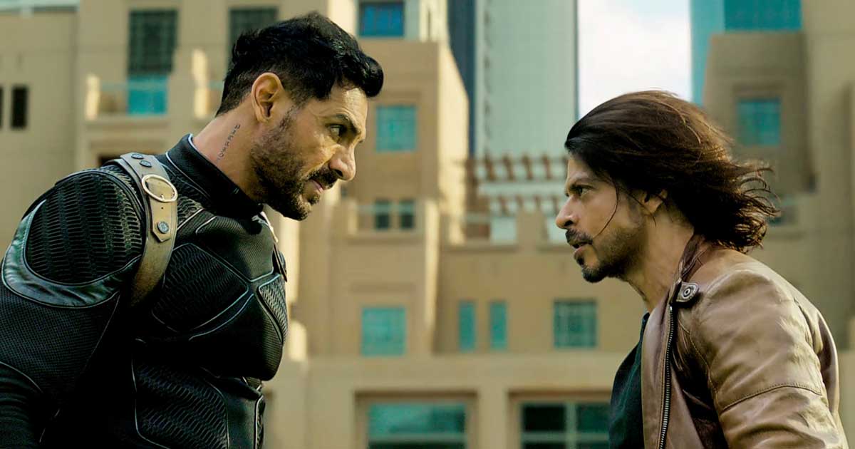 Shah Rukh Starrer Maintains Pace With 976 Crore, Waiting For The Big Day!