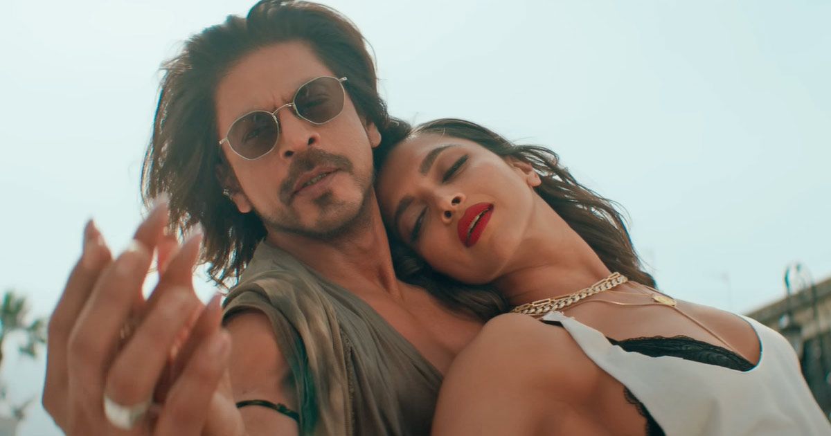 Shah Rukh Khan Led Actioner Refuses To Slow Down, Eyes For 400 Crore Club In The Weekend