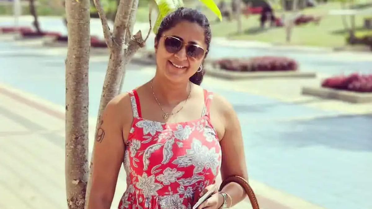Actress Kaniha’s Casual Look From Her Thailand Vacation Is Bookmark-worthy