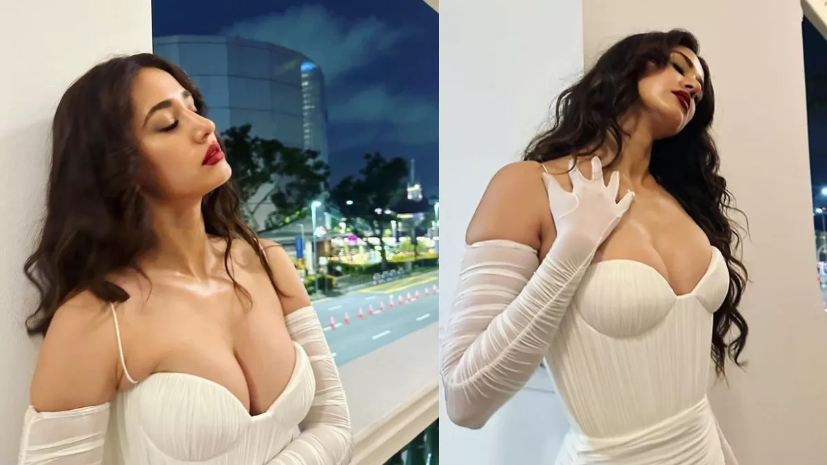 Disha Patani Stuns in Deep-Neck Dress, Netizens Share Mixed Reactions on Her Sizzling Look!