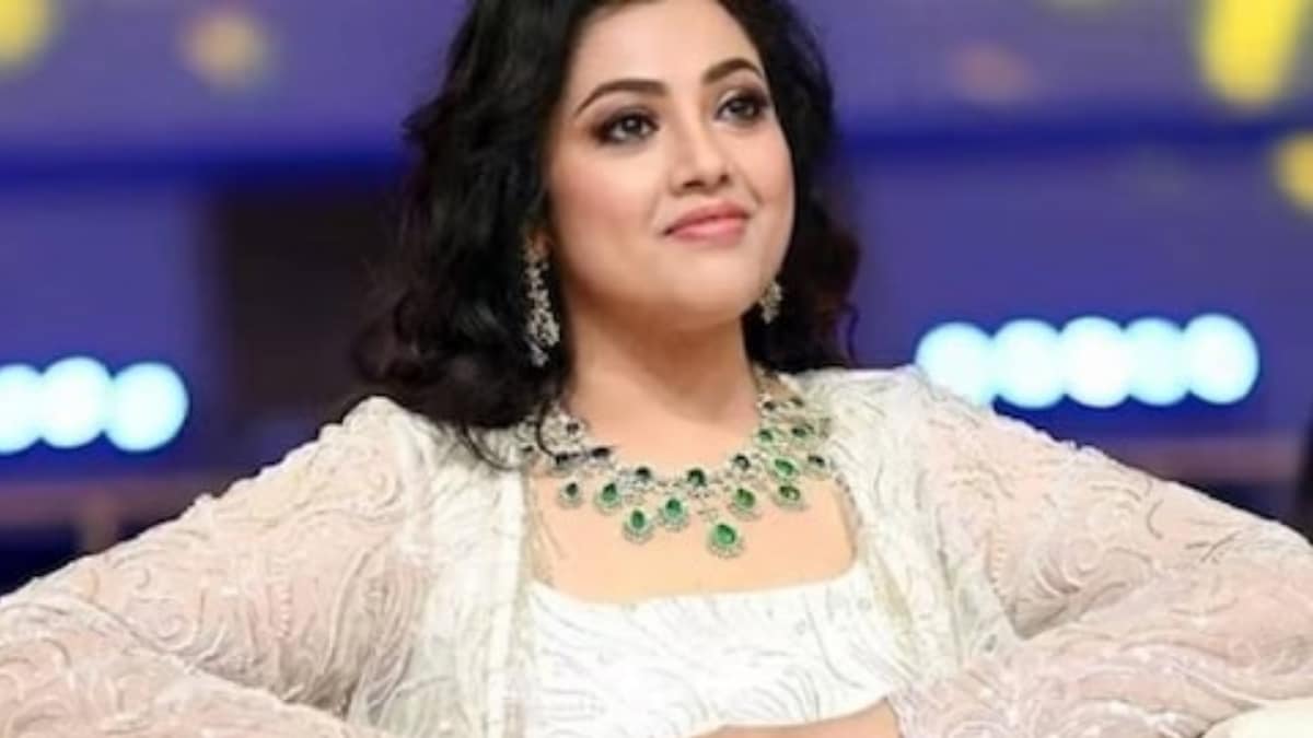 Actress Meena All Set For Her Malayalam Debut In Anandapuram Diaries
