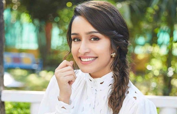 Shraddha Kapoor’s simple salwar kameez avtaar as she takes a stroll in her new Lamborghini