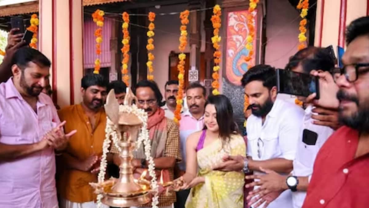 Kallanum Bhagavathiyum Team Reunites For A New Film Under East Coast Vijayan