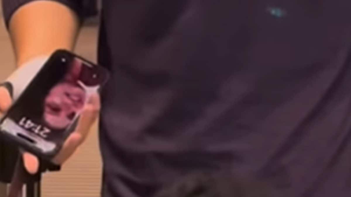 Yes, It Is Arjun Kapoor’s Mother Mona Shourie On His Phone Screensaver