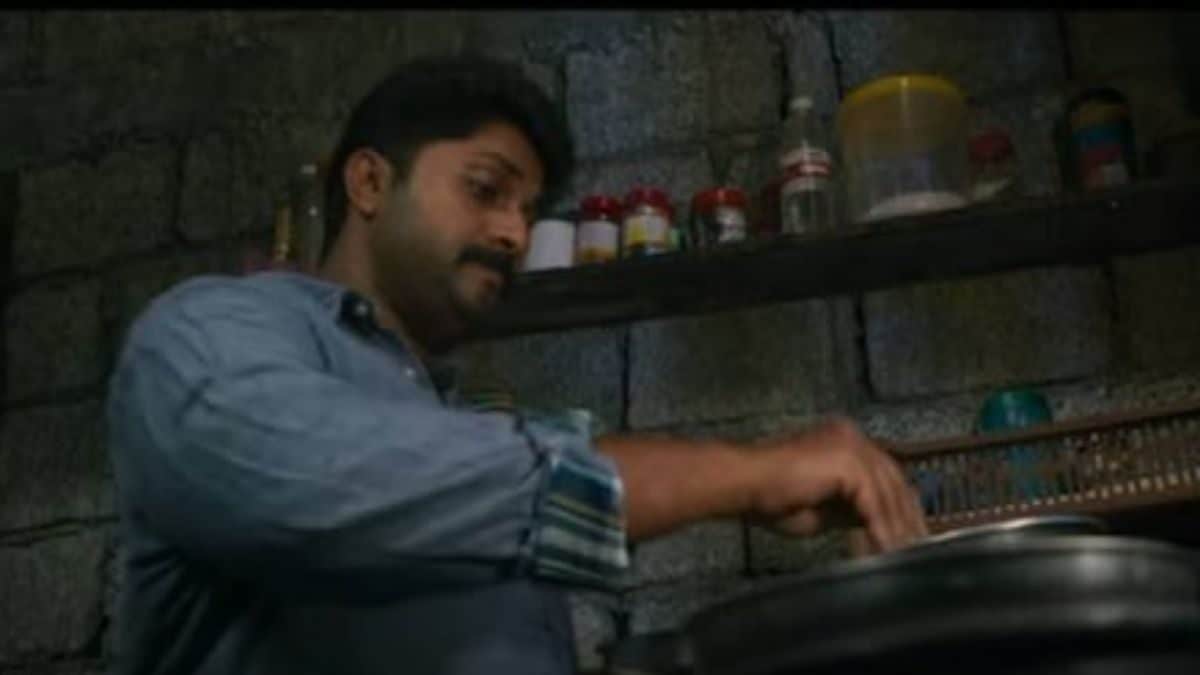 New Song From Dhyan Sreenivasan-starrer Malayalam Film Cheena Trophy Out