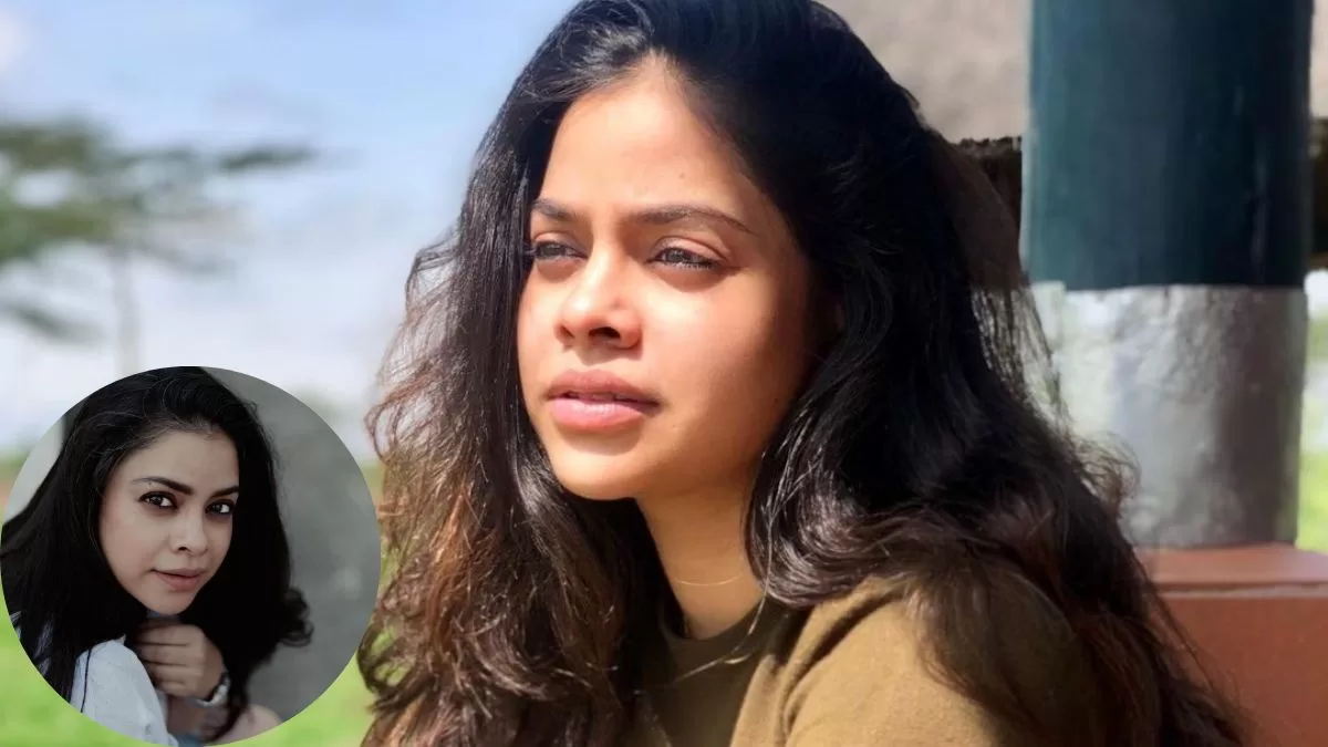 Sumona Chakravarti Embraces Grey Hair with Pride – Breaks Stereotypes In Bold Instagram Photos!