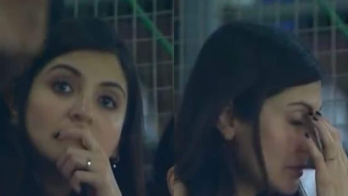 Anushka Sharma Fights Back Tears As India Loses World Cup 2023 To Australia; Watch Video