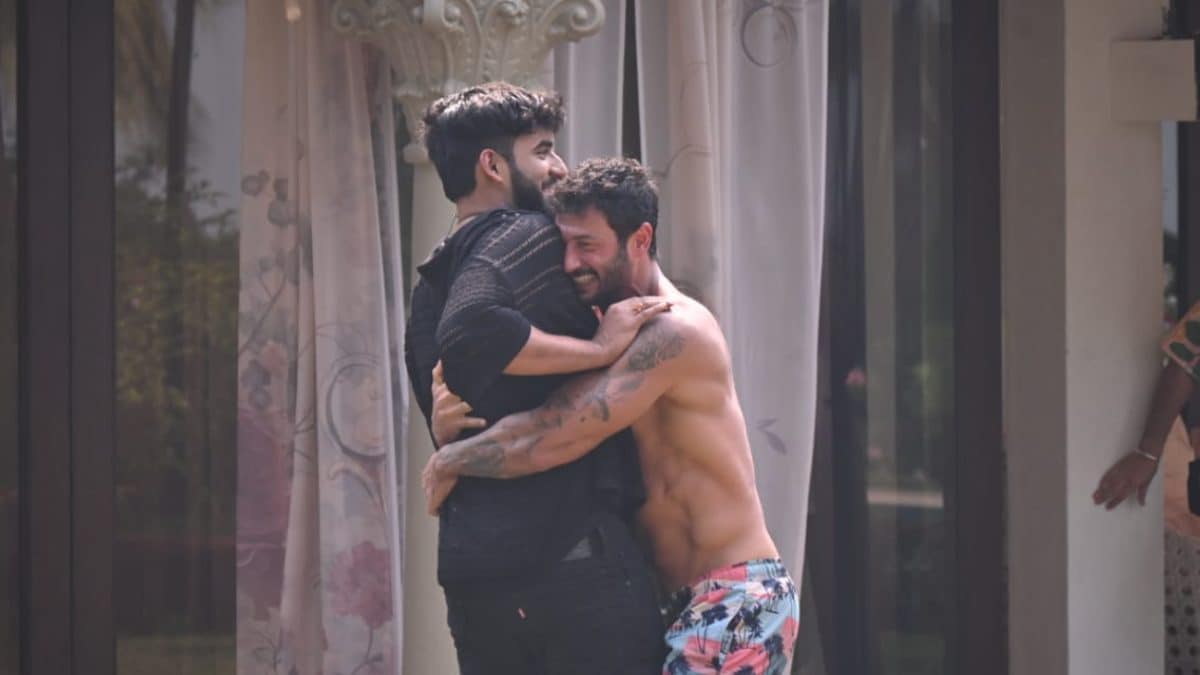 Bigg Boss OTT 2’s Abhishek Malhan, Jad Hadid Reunite On Temptation Island; See Photo
