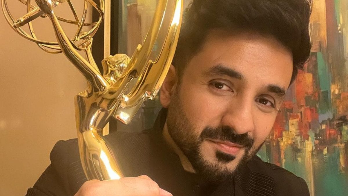 Shocking! Vir Das Stopped At Bengaluru Airport With His Emmy Trophy, Here’s What Really Happened