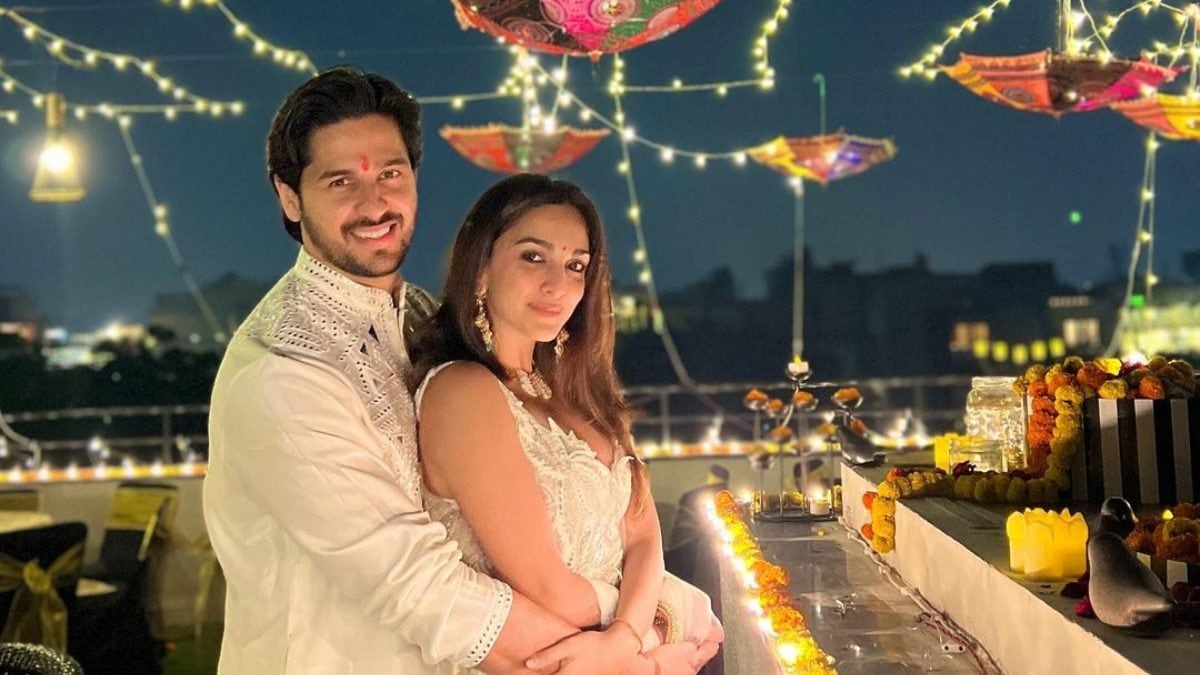 Sidharth Malhotra Holds Kiara Advani Close On Their First Diwali After Marriage, Calls Her ‘My Love’