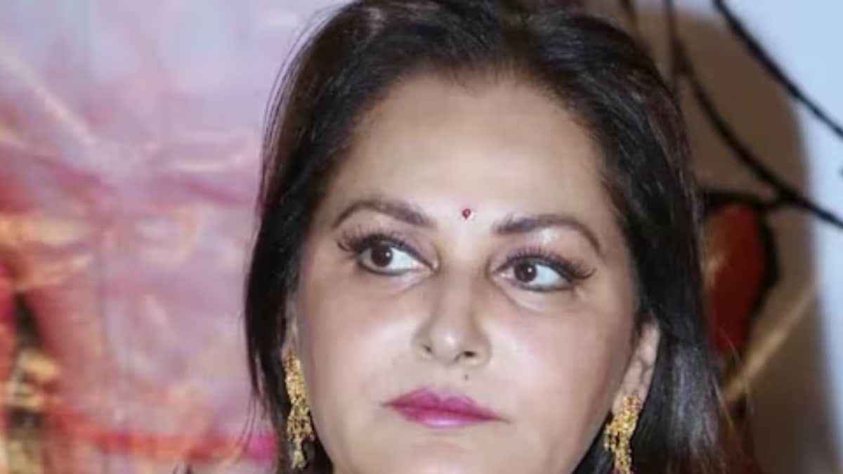 Veteran Actress Jaya Prada In Trouble As UP Court Issues Non-Bailable Warrant Against Her