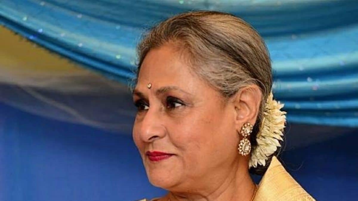 Here’s What Jaya Bachchan Feels Is A ‘Red Flag’ In Relationships: ‘I Hate It When People Say…’