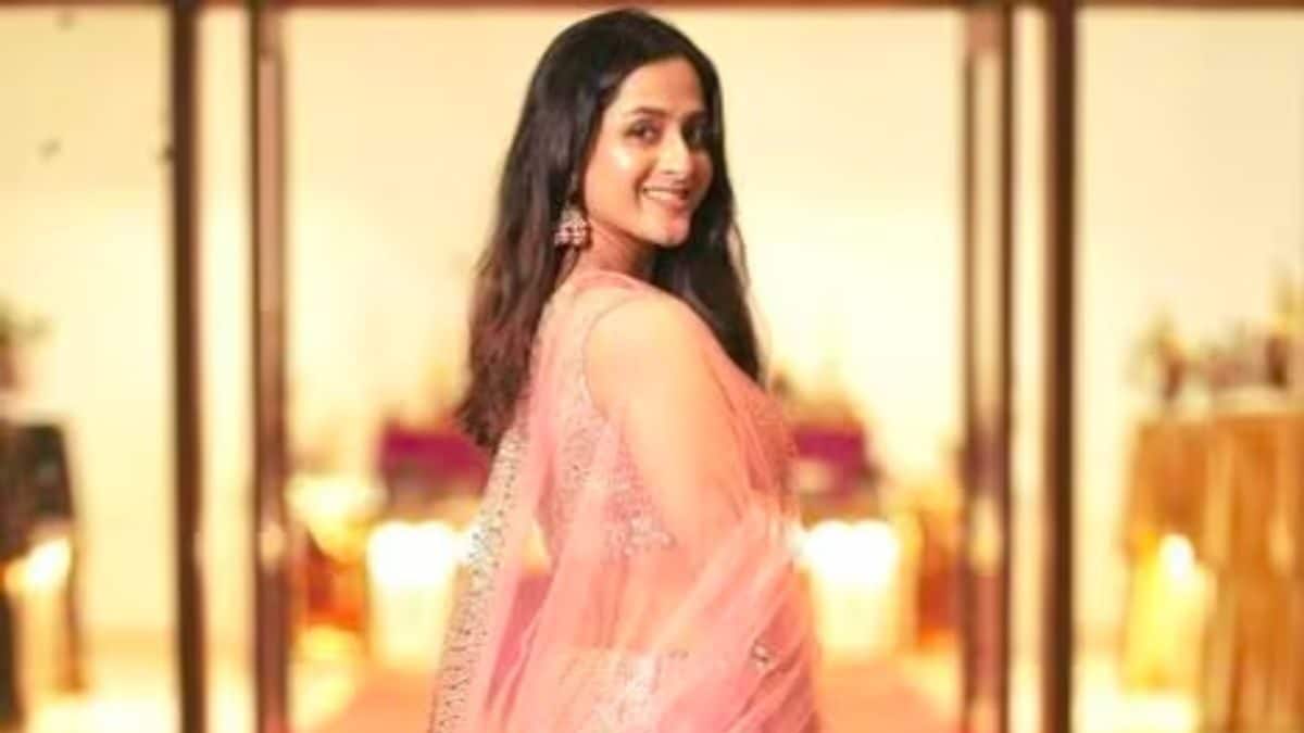 Contemplating Quitting To Comeback With OTT, A Look At Love Aaj Kal Girl Arushi Sharma’s Career