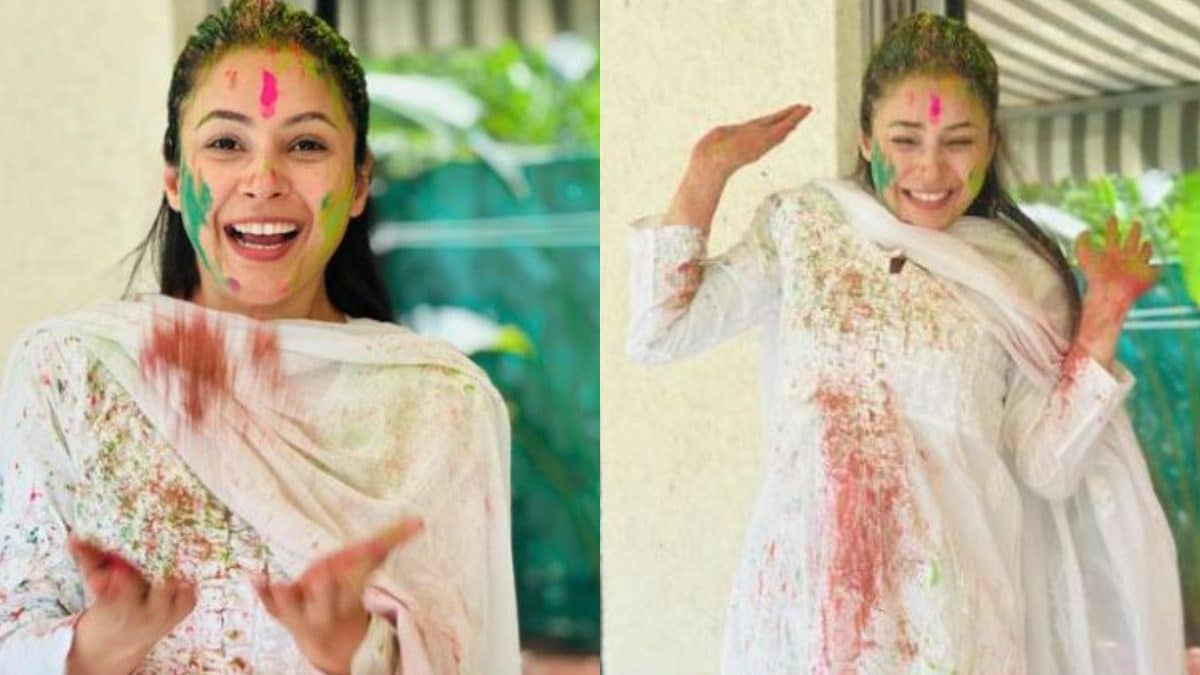 Shehnaaz Gill REFUSES To Pose For Paps On Holi, Asks Them To Enjoy With Family: ‘Aaj Chutti Hai…’