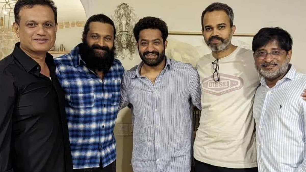 Jr NTR Teases Fans With A Glimpse Of A Star-Studded Gathering In Bengaluru