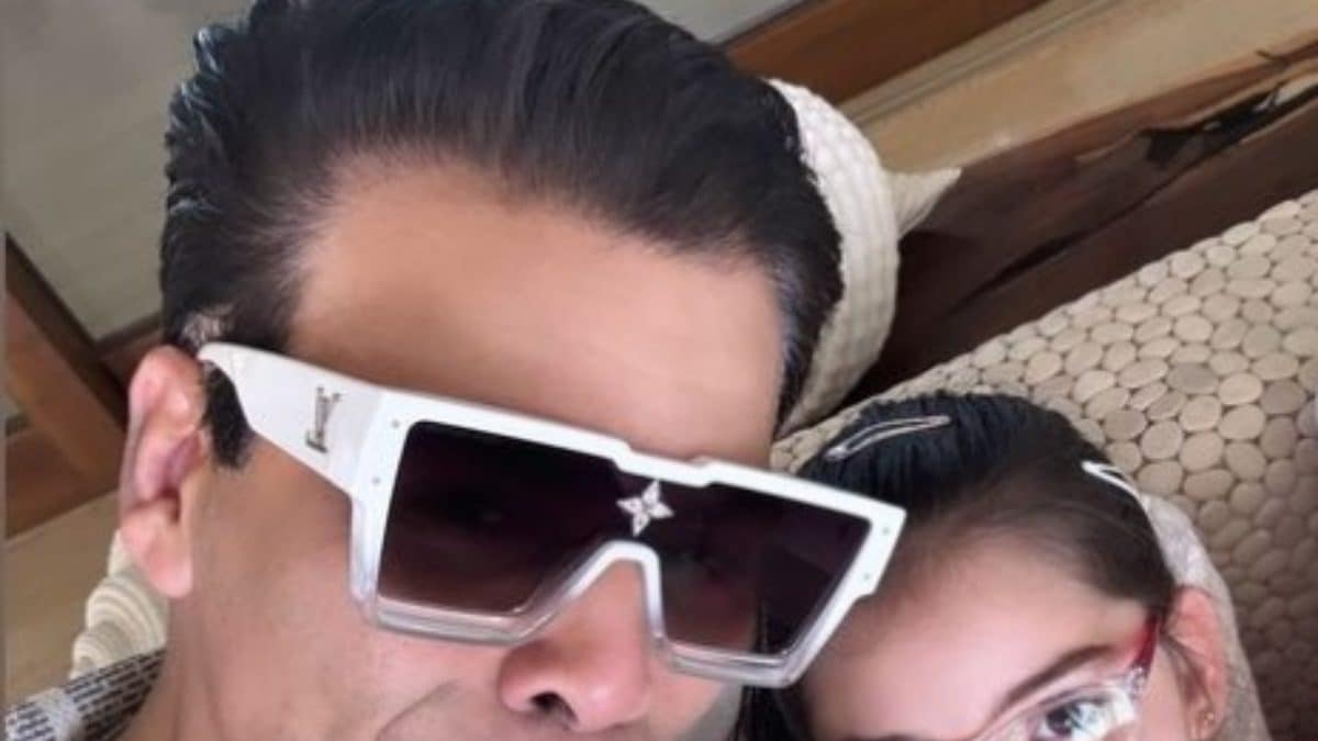 Karan Johar Shares An Adorable Selfie With Daughter Roohi, Calls It ‘Beti Love’; See Here