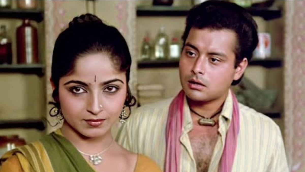 Sachin Pilgaonkar And Sadhana Singh’s 42-year-old Holi Song From Nadiya Ke Paar Still A Hit