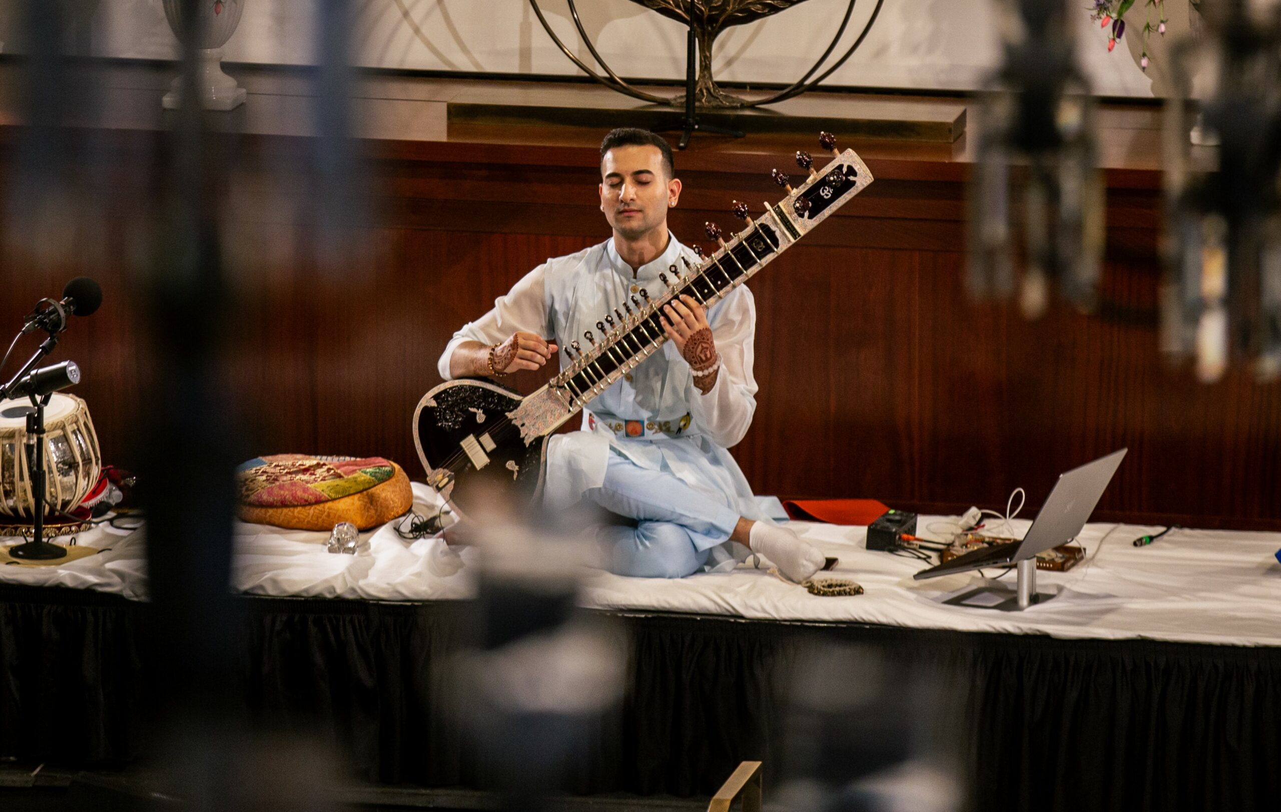 “I am designing a new sitar” – Rishab Rikhiram Sharma