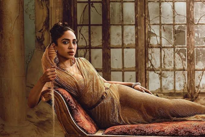 tara-khanna | Instant Bollywood Tara Khanna