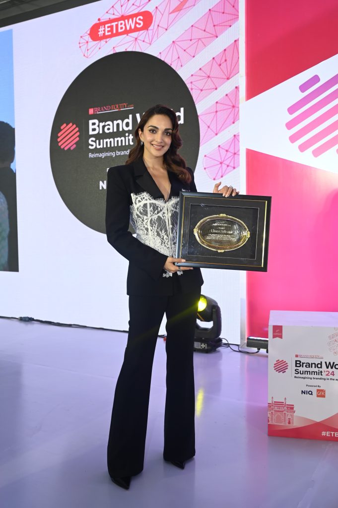 kiara-advani | Instant Bollywood Kiara Advani gets Brand Personality Of The Year award