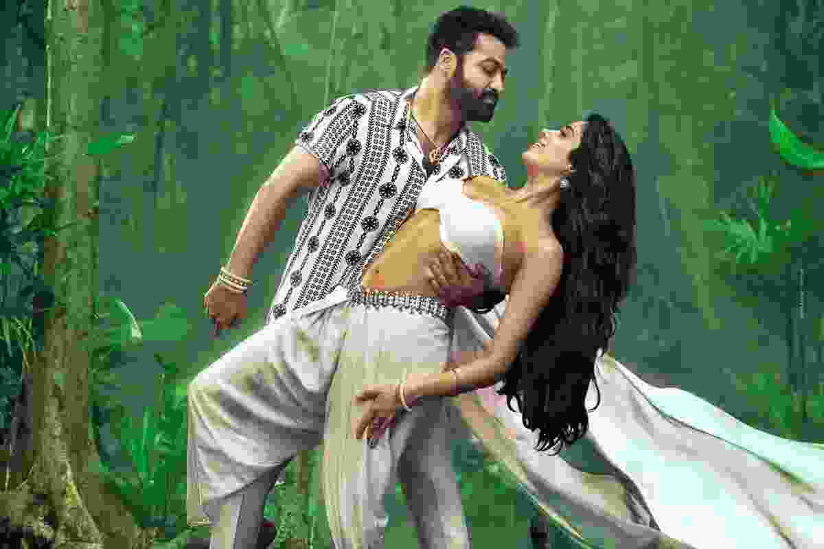 Devara Part 1 Advance Booking Report ( 2 Days to Go) Worldwide & Overseas & Prediction Box Office Prabhas