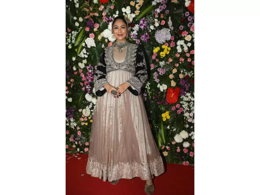 mrunal-thakur | Instant Bollywood