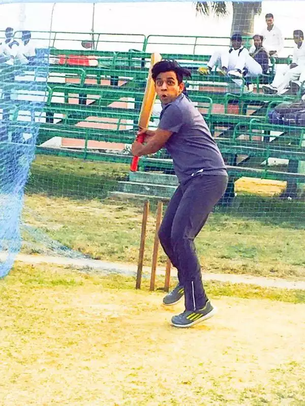ashrut-jain | Instant Bollywood Ashrut Jain