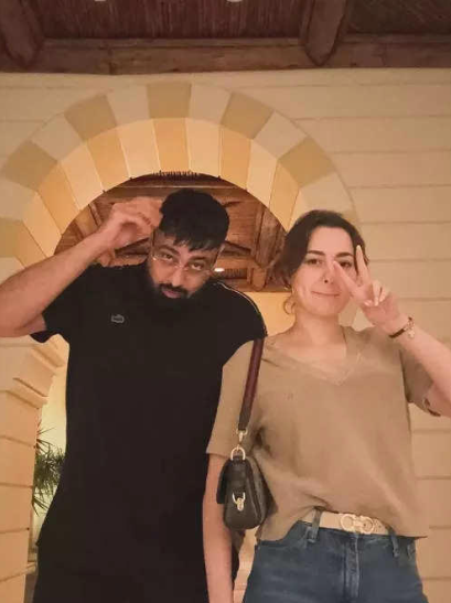 Badshah dismisses dating rumours with Hania Aamir | Instant Bollywood Badshah dismisses dating rumours with Hania Aamir