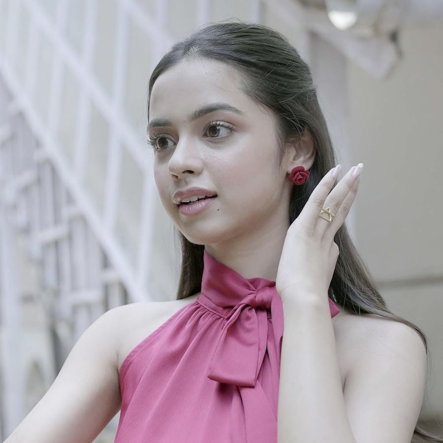 nitanshi-goel | Instant Bollywood