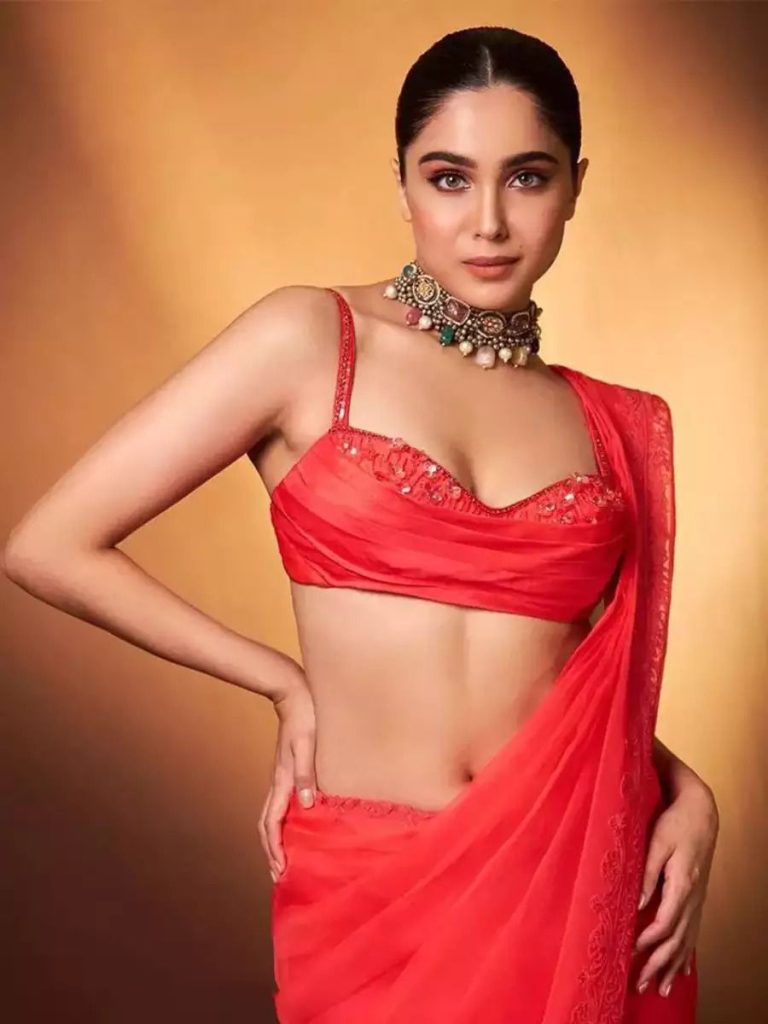 sharvari-wagh | Instant Bollywood Sharvari Wagh