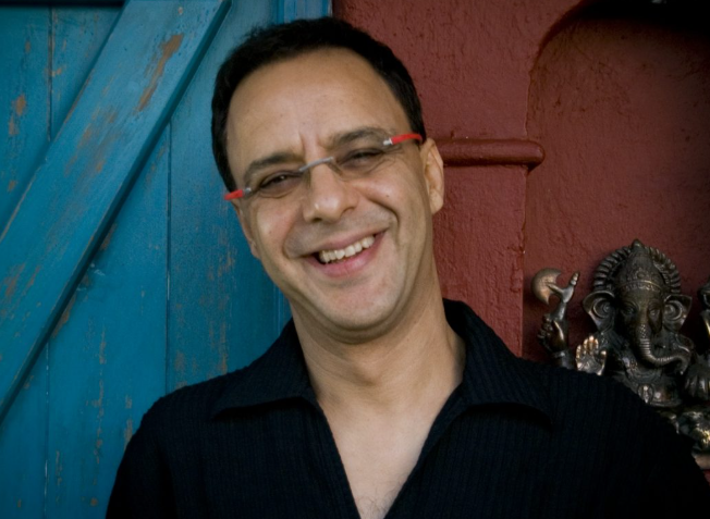 image-90 | Instant Bollywood Vidhu Vinod Chopra