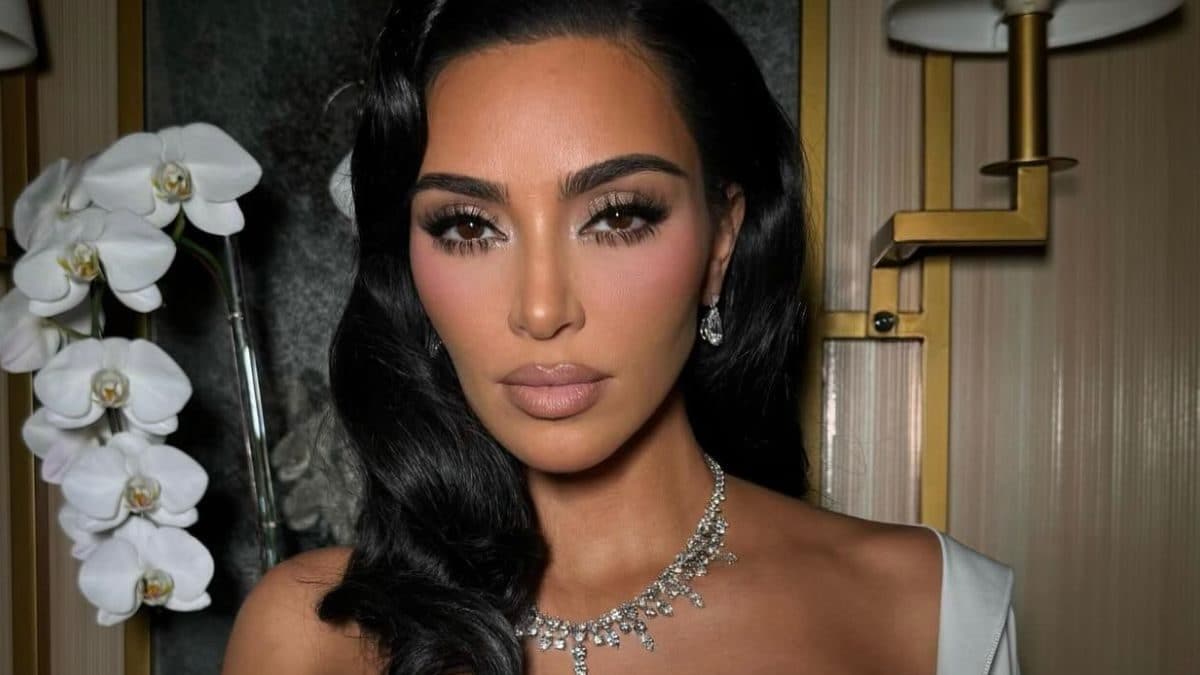 Kim Kardashian Admits She Lied About Staying Single In The Kardashians Trailer: ‘Me Not Dating…’
