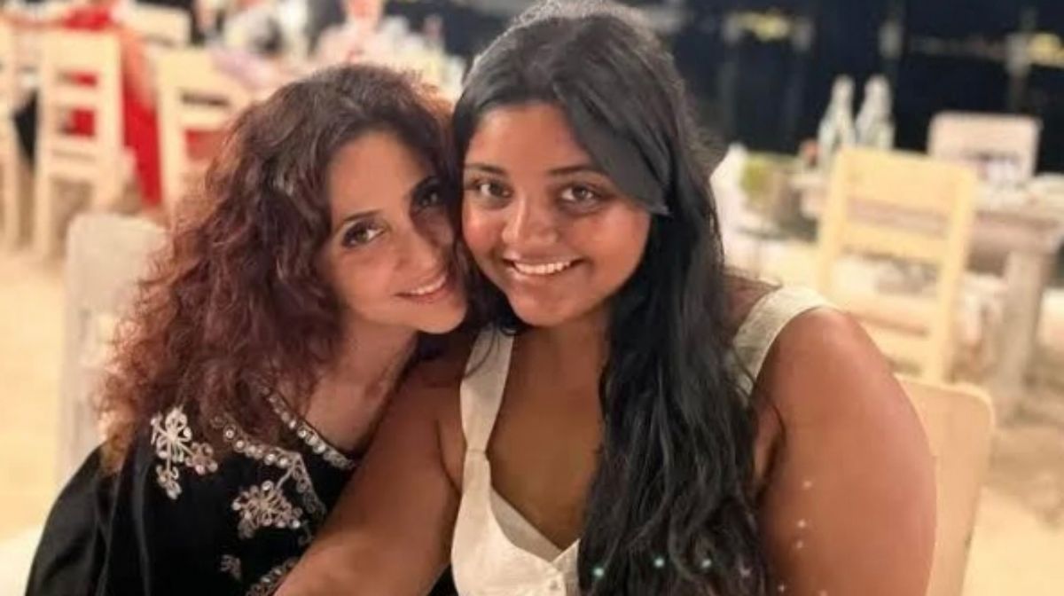 Actress Gautami Kapoor wanted to gift a sex toy or vibrator to her daughter on 16th birthday –