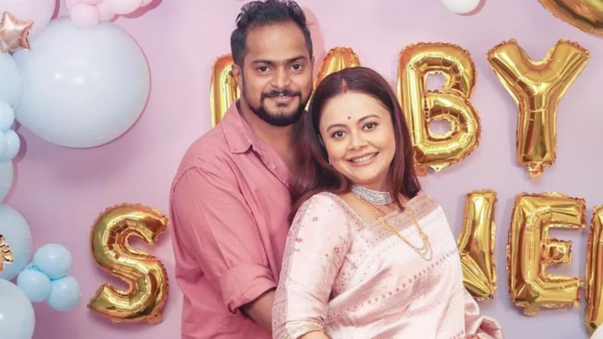 Pakistani User Asks Devoleena Bhattacharjee To Leave Muslim Husband, She Reacts