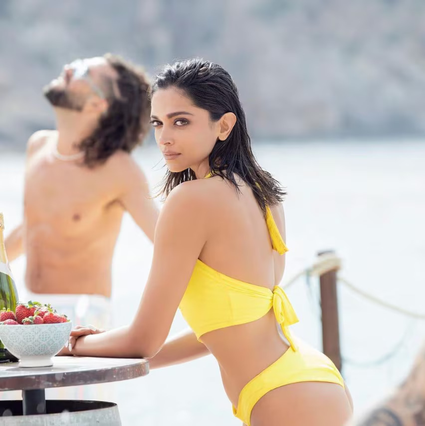Deepika-Padukone-bikini-Pathaan-2025-05-8c1d019482f52fa612eb5ee8a7c06088 - Instant Bollywood Deepika Padukone