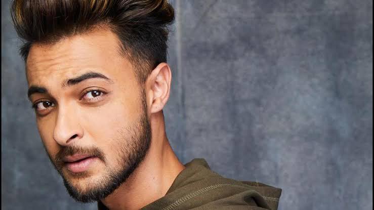aayush sharma - Instant Bollywood Aayush Sharma