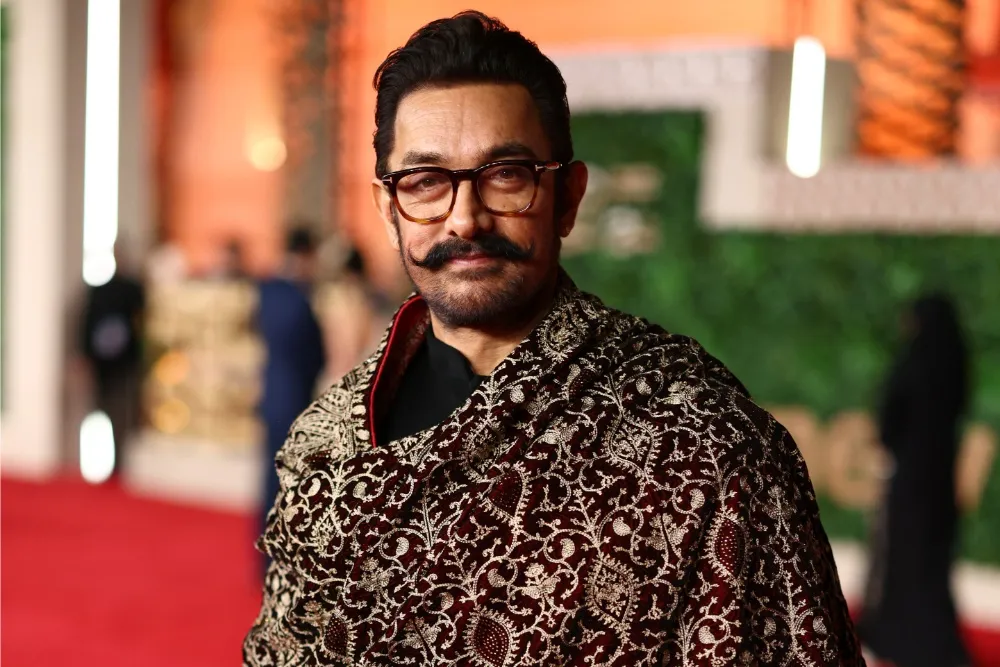 Aamir-Khan - Instant Bollywood