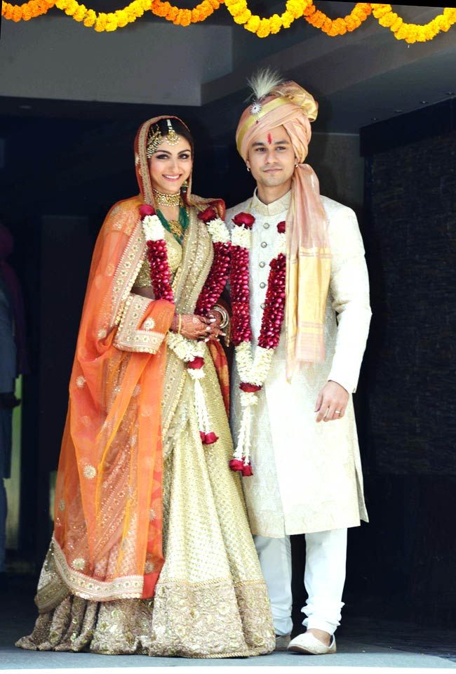 ec1a072f0d19c717e37db14def369b75 - Instant Bollywood Soha Ali Khan and Kunal Khemmu