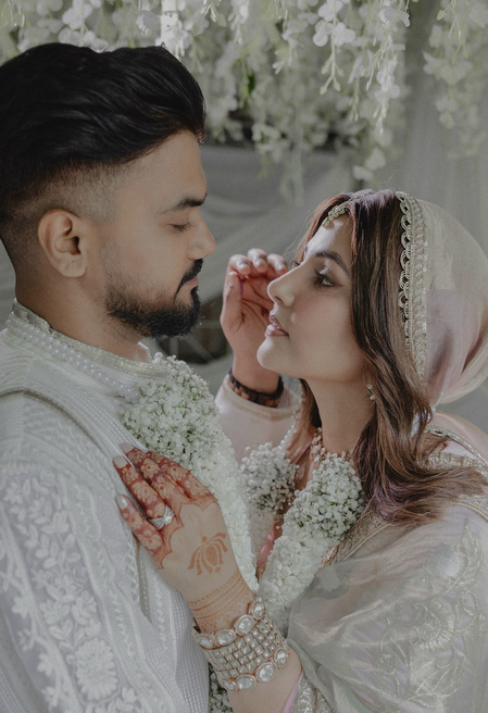 Hina Khan and Rocky Jaiswal wore Manish Malhotra outfits - Instant Bollywood Hina Khan and Rocky Jaiswal wore Manish Malhotra outfits