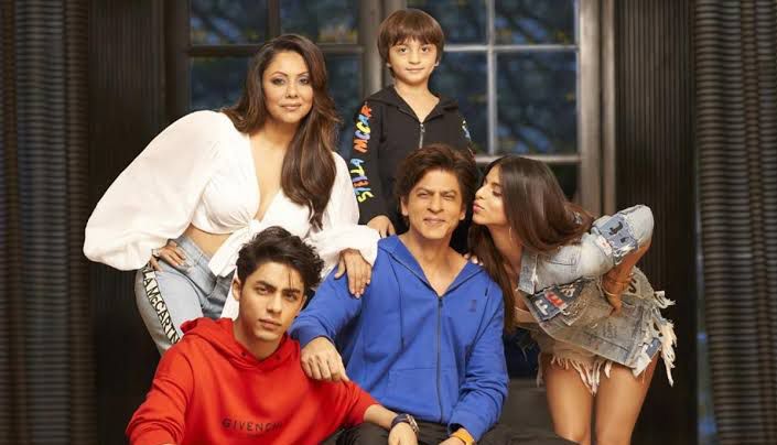 shah rukh khan with kids - Instant Bollywood Shah Rukh Khan with family