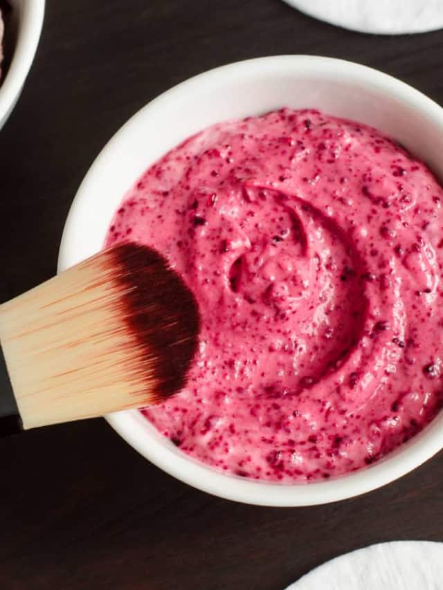 How To Make Natural Face Mask Using Beetroot