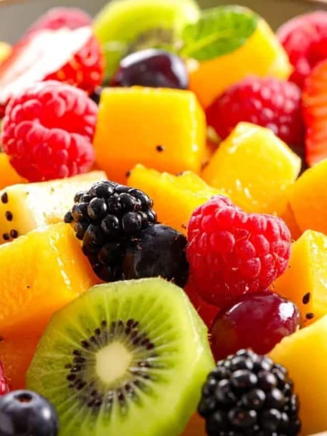Should You Eat Fruits With Your Daily Meals?