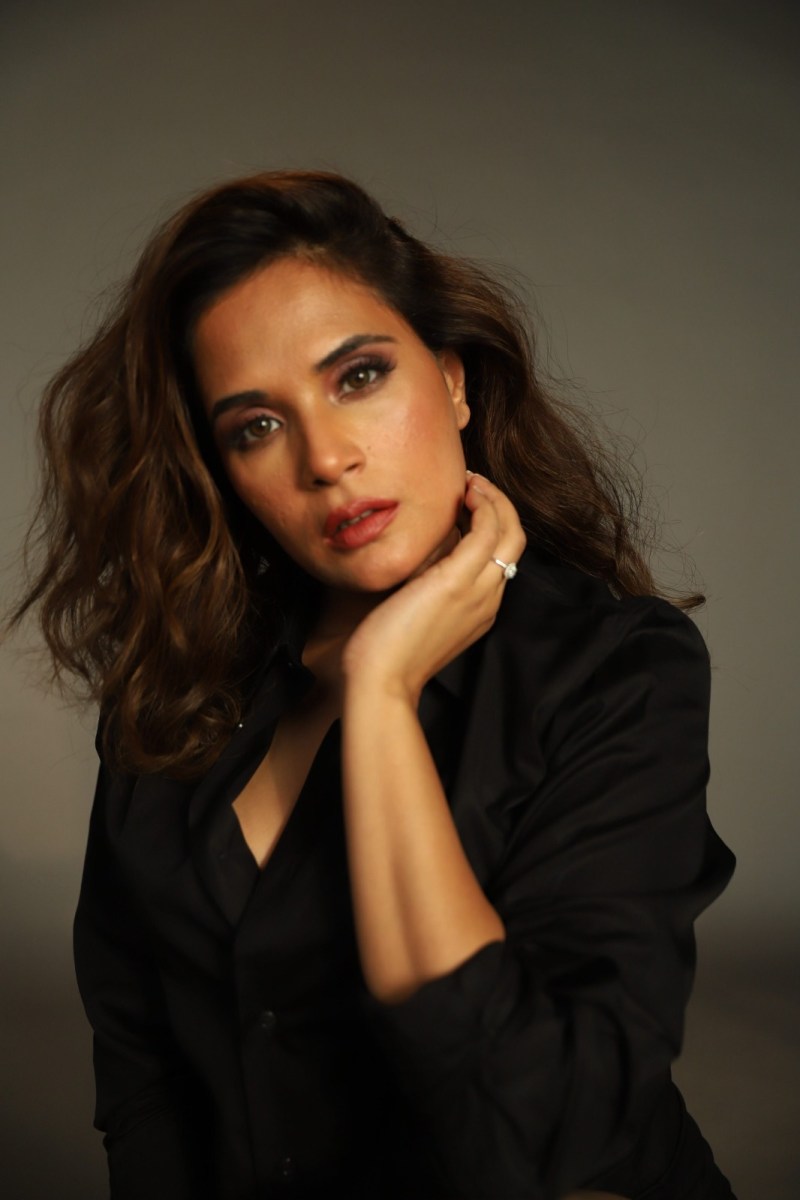 Richa Chadha, PETA India and CUPA gift mechanical elephant to Bengaluru temple – Beyond Bollywood