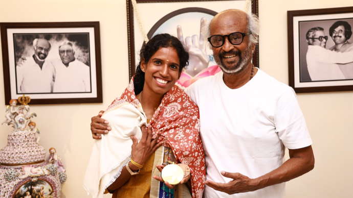 Rajinikanth meets star athlete Vithya Ramraj in person; congratulates her for her performance in Asian Games
